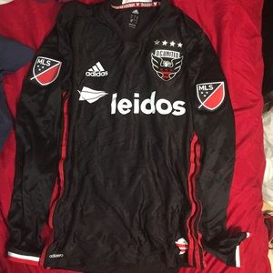 Long sleeve climax adidas jersey.